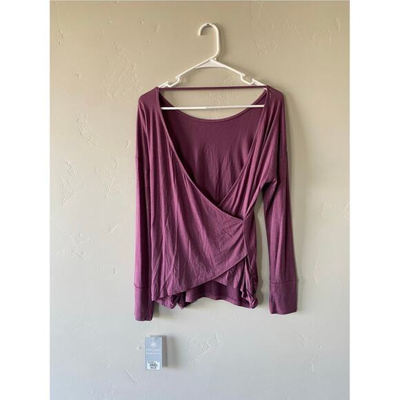 NWT Harmony Balance Ladies Purple Criss Cross Open Back Long Sleeve Active Top - Picture 2 of 6
